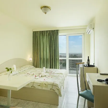 Hotel Svejest Słoneczny Brzeg