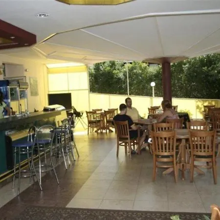 Hotel Svejest Słoneczny Brzeg