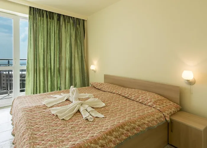 Отель Svejest Солнечный берег